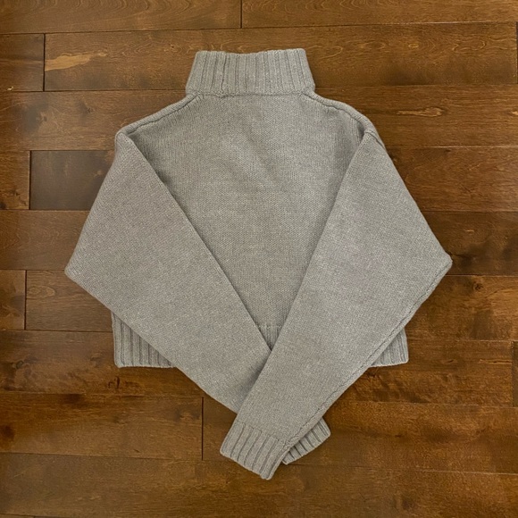 Aritzia Wilfred Harper Merino Wool Sweater Light Grey XXS - Picture 3 of 3